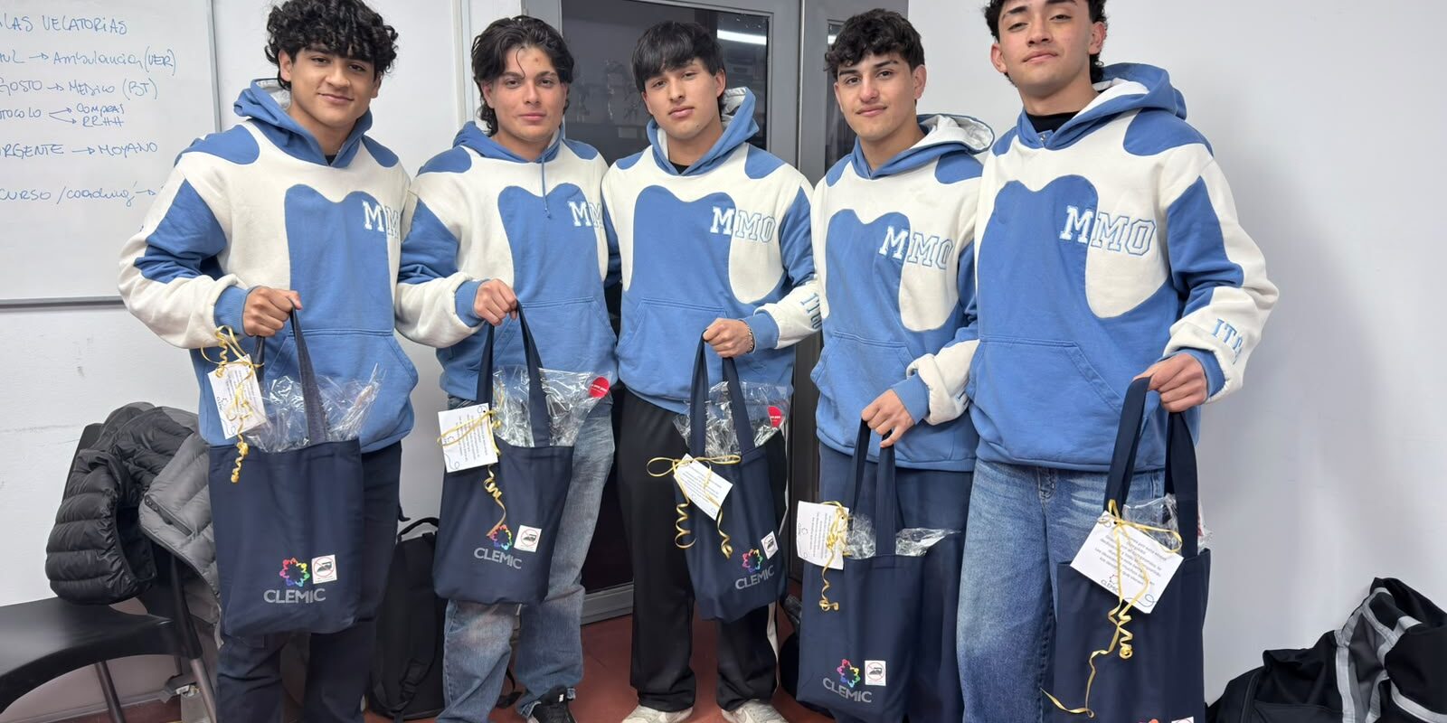 CLEMiC recibió a los primeros pasantes del Colegio Cristo Obrero